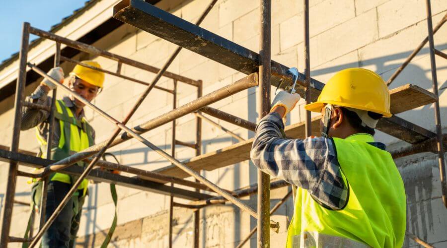Professional residential roofers in Lake Park, IA